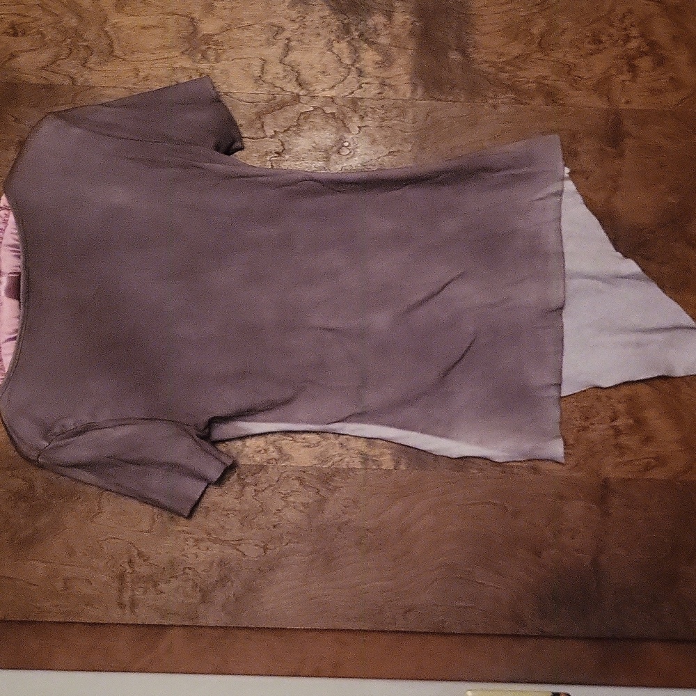 Fashion Nova Assymetrical Taupe Top XL NWT - Picture 2 of 6